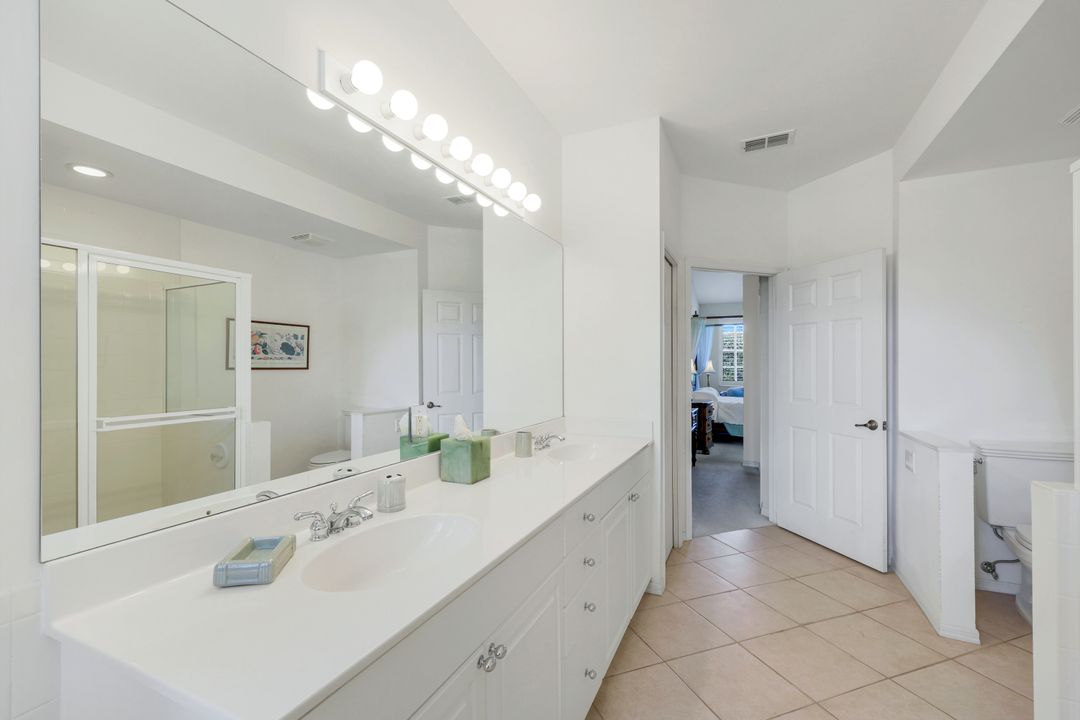 26980 Montego Pointe Ct, Bonita Springs, FL 34134