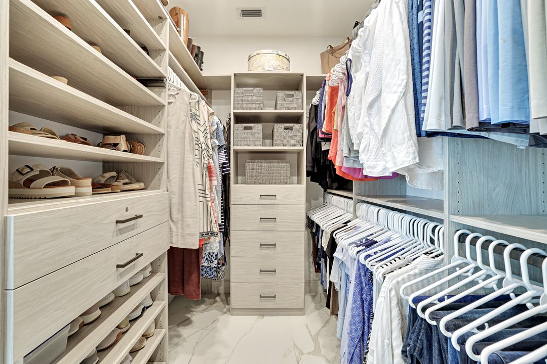 820 Giralda Ct, Marco Island, FL 34145