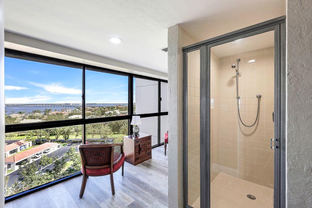 5260 S Landings Dr #809, Fort Myers, FL 33919