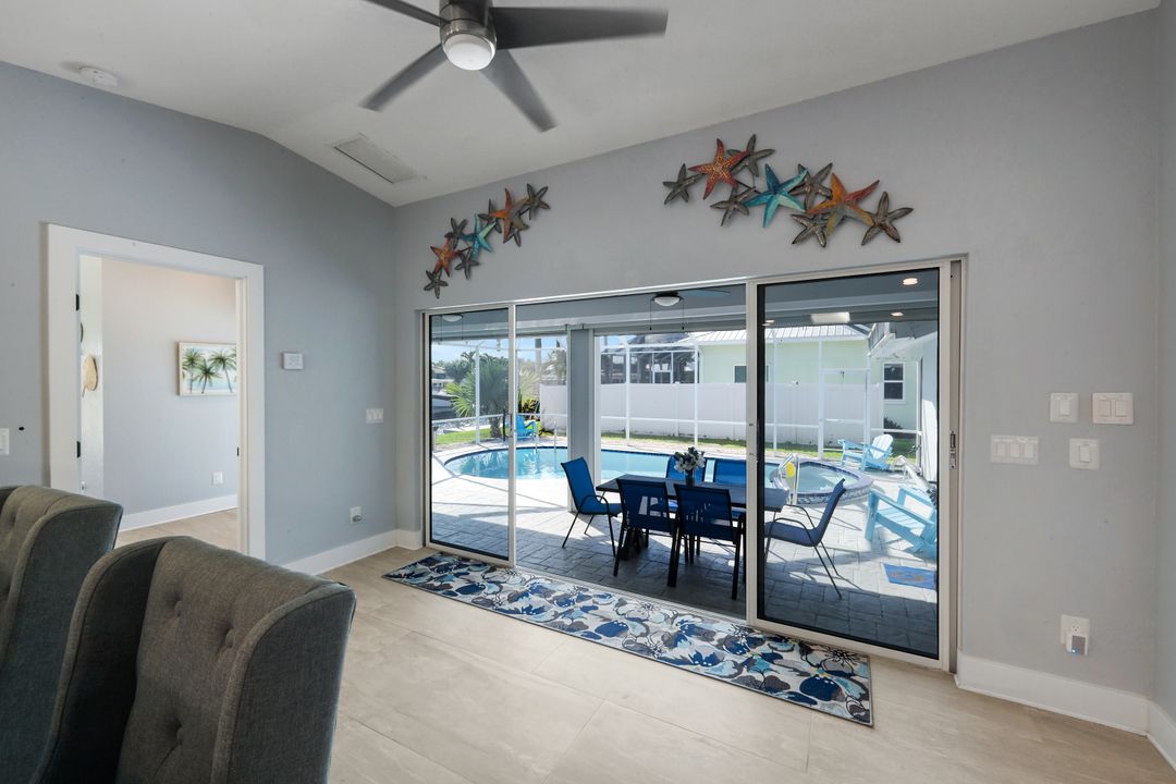 5231 Skylark Ct, Cape Coral, FL 33904