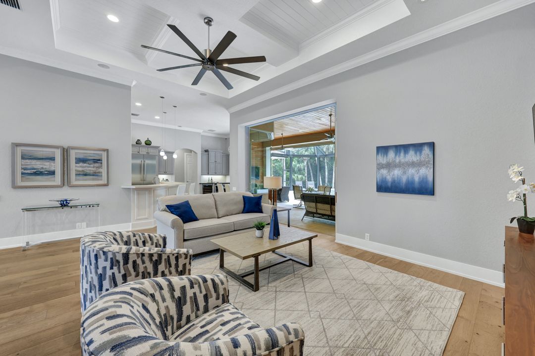 12219 Collier's Reserve Dr, Naples, FL 34110