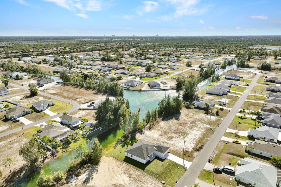 3537 NE 21st Ave, Cape Coral, FL 33909