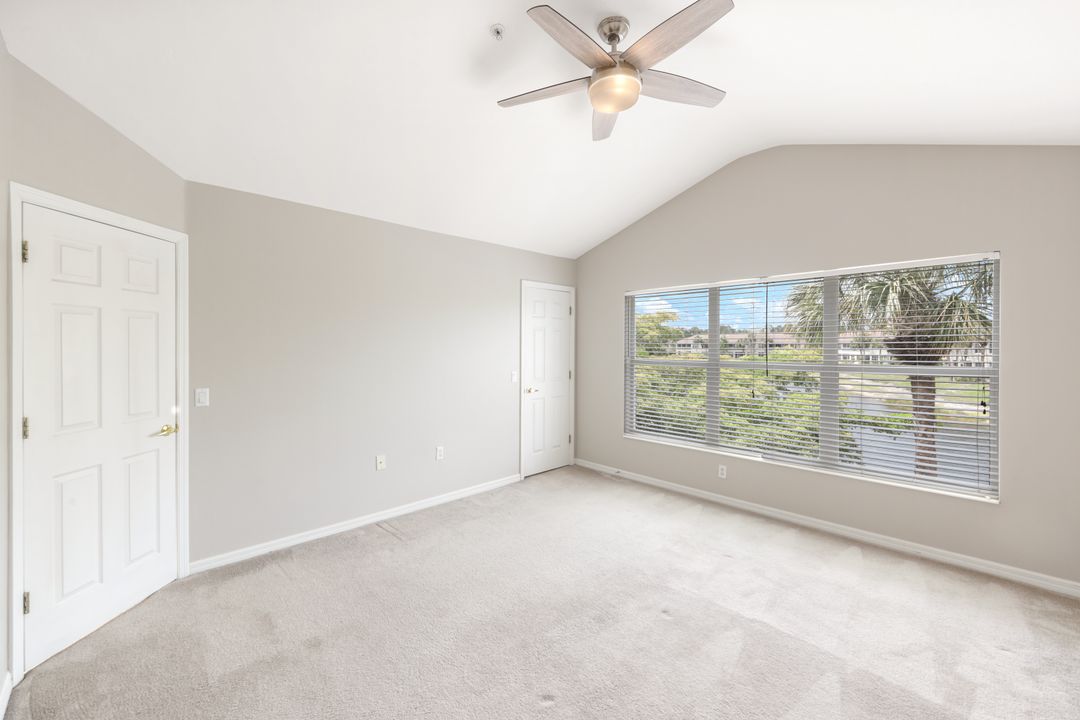 1088 Oxford Ln #48, Naples, FL 34105