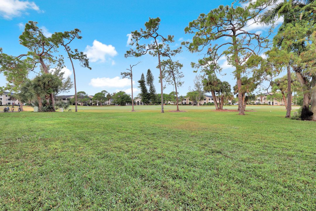 170 Turtle Lake Ct  #109, Naples, FL 34105