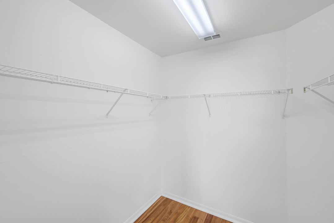 4120 Bayhead Dr #202, Bonita Springs, FL 34134