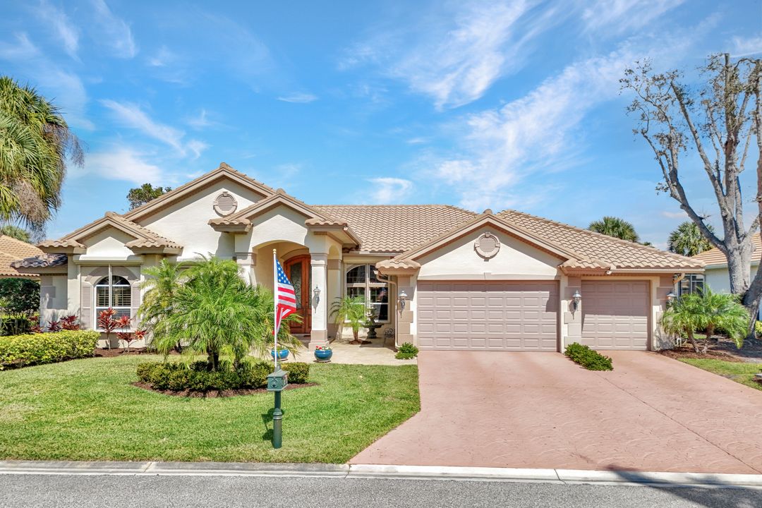 3750 Lakemont Dr, Bonita Springs, FL 34134