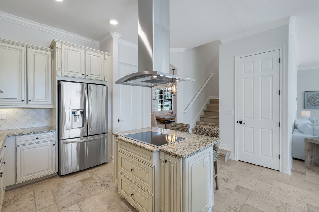 28647 Lisburn Ct, Bonita Springs, FL 34135