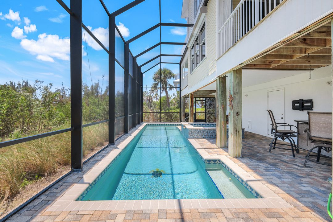 654 Sea Oats Dr, Sanibel, FL 33957