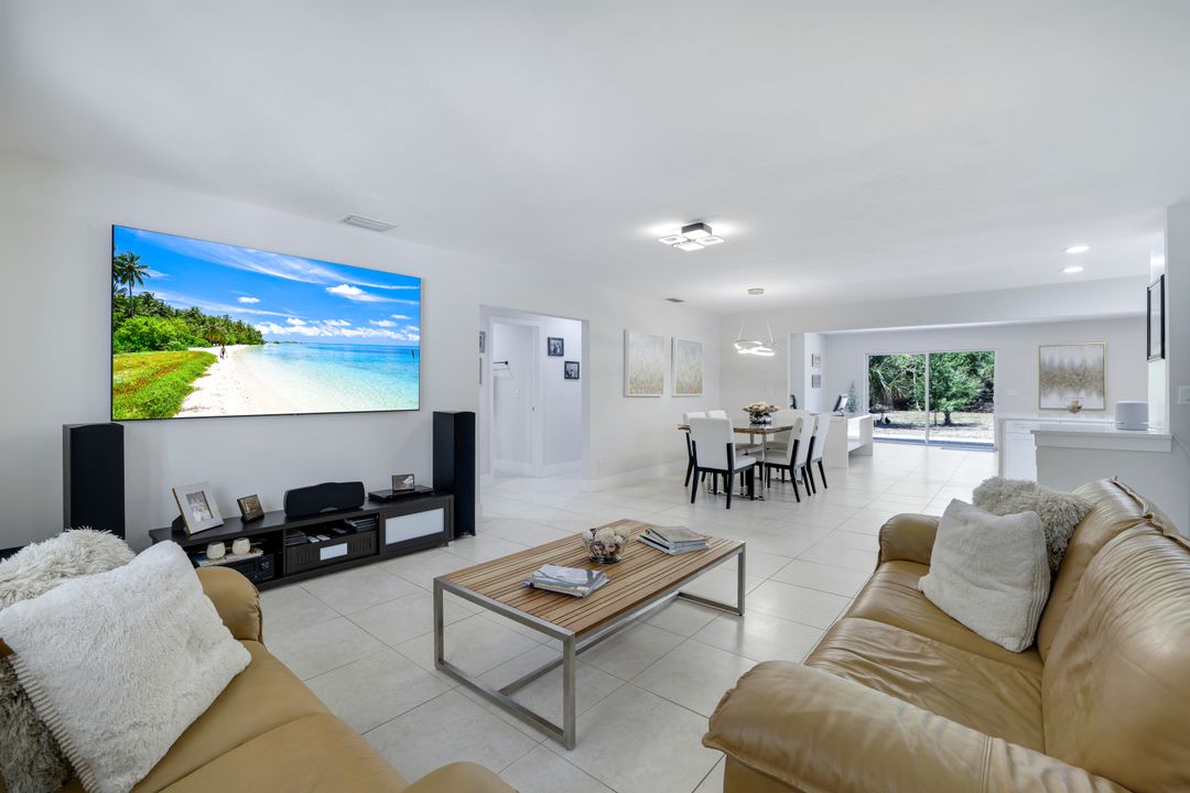 2855 66th St SW, Naples, FL 34105