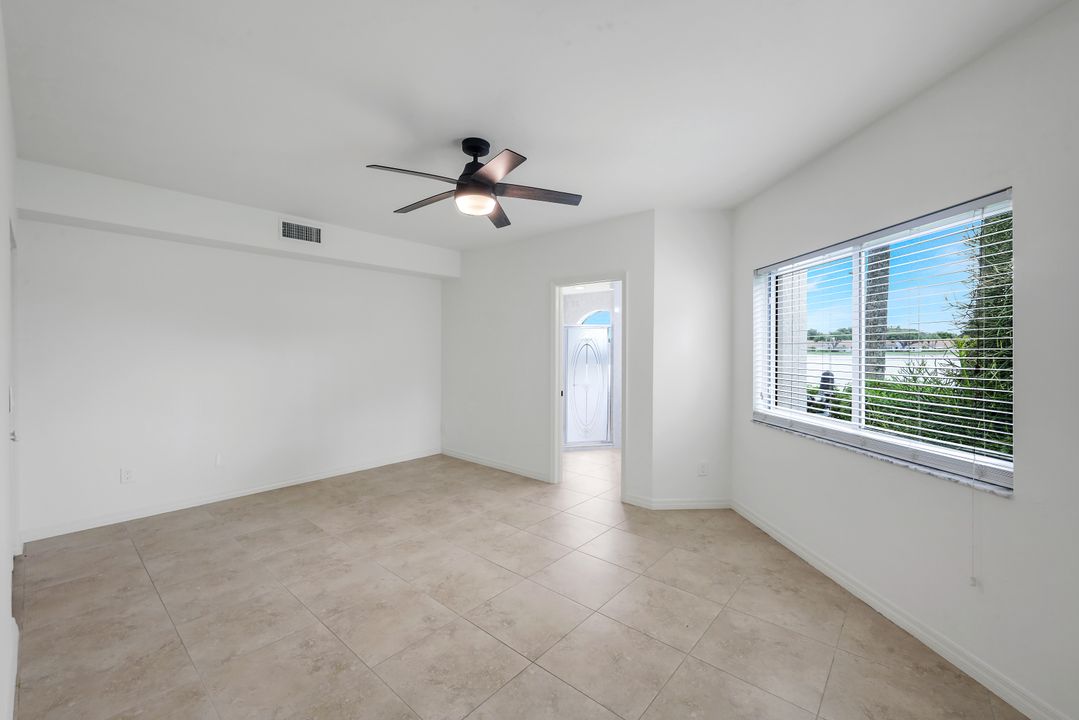 2731 Citrus Lake Dr #G101, Naples, FL 34109