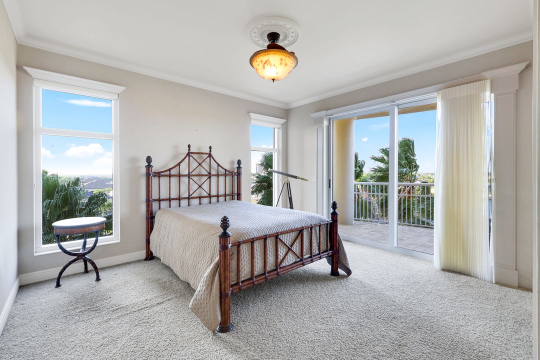 6021 Silver King Blvd #306, Cape Coral, FL 33914