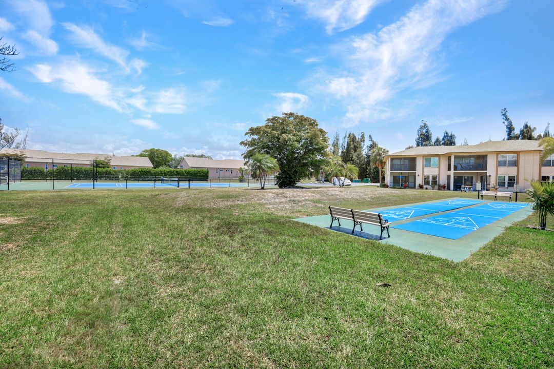 16881 Davis Road #312, Fort Myers, FL 33908
