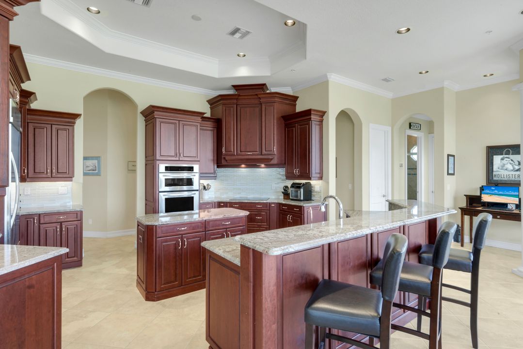 20301 Barefoot Ski Blvd, Estero, FL 33928