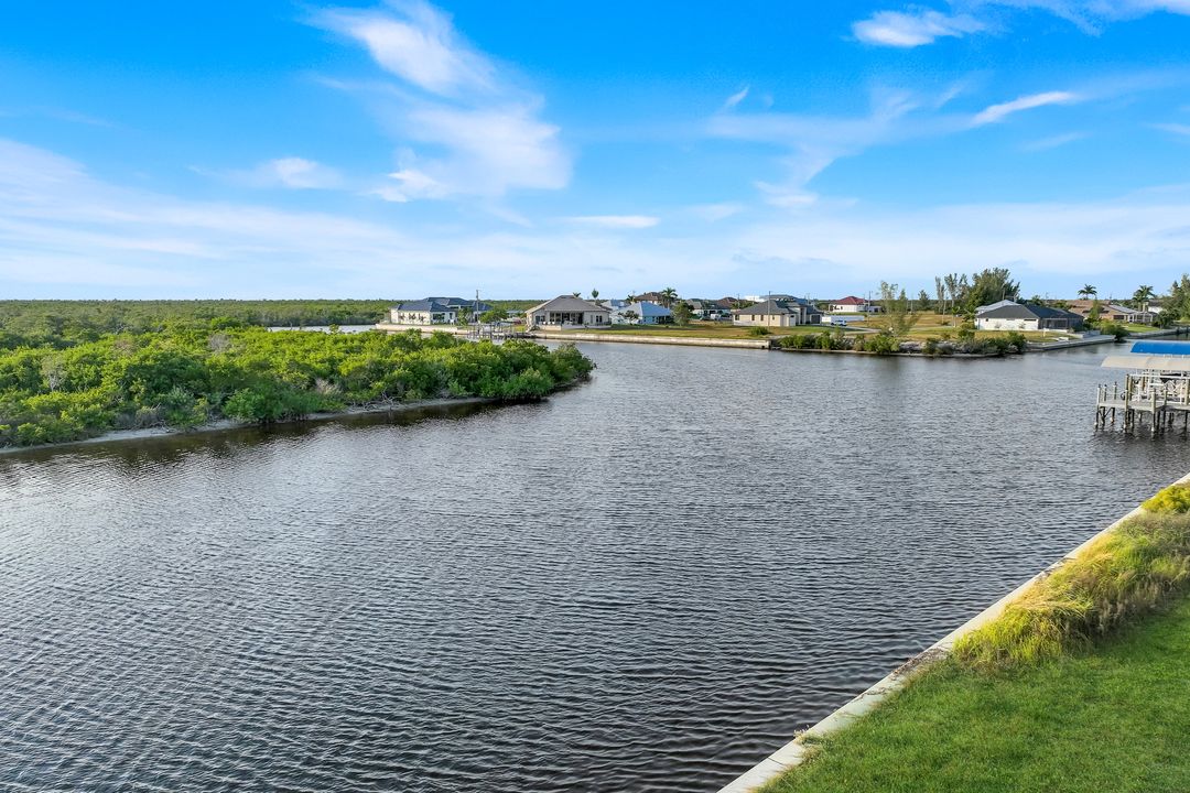 2804 NW 46th Ave, Cape Coral, FL 33993