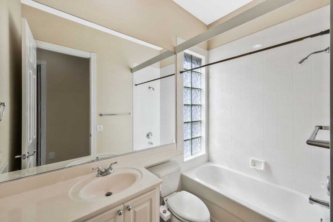 28348 Nautica Ln, Bonita Springs, FL 34135