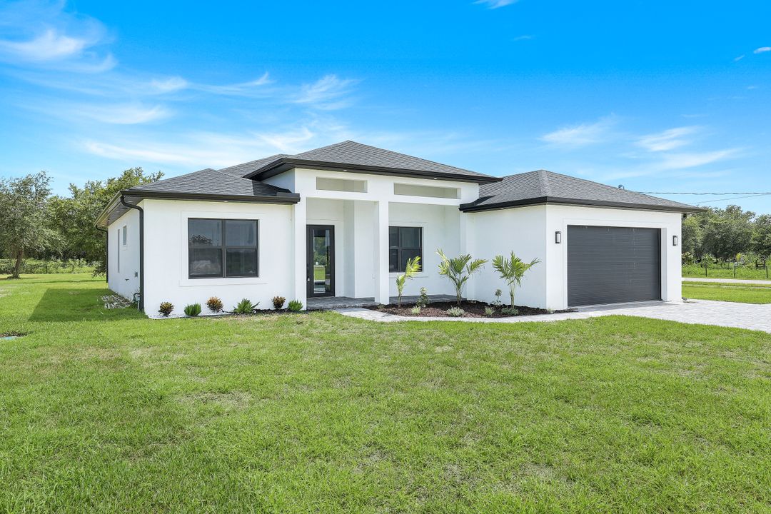 7681 15th Terrace, LaBelle, FL 33935