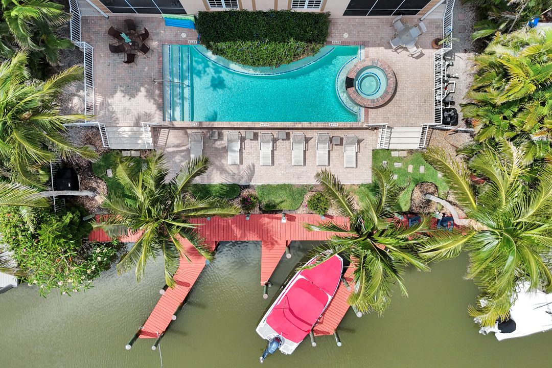 1485 Chesapeake Ave, Naples, FL 34102