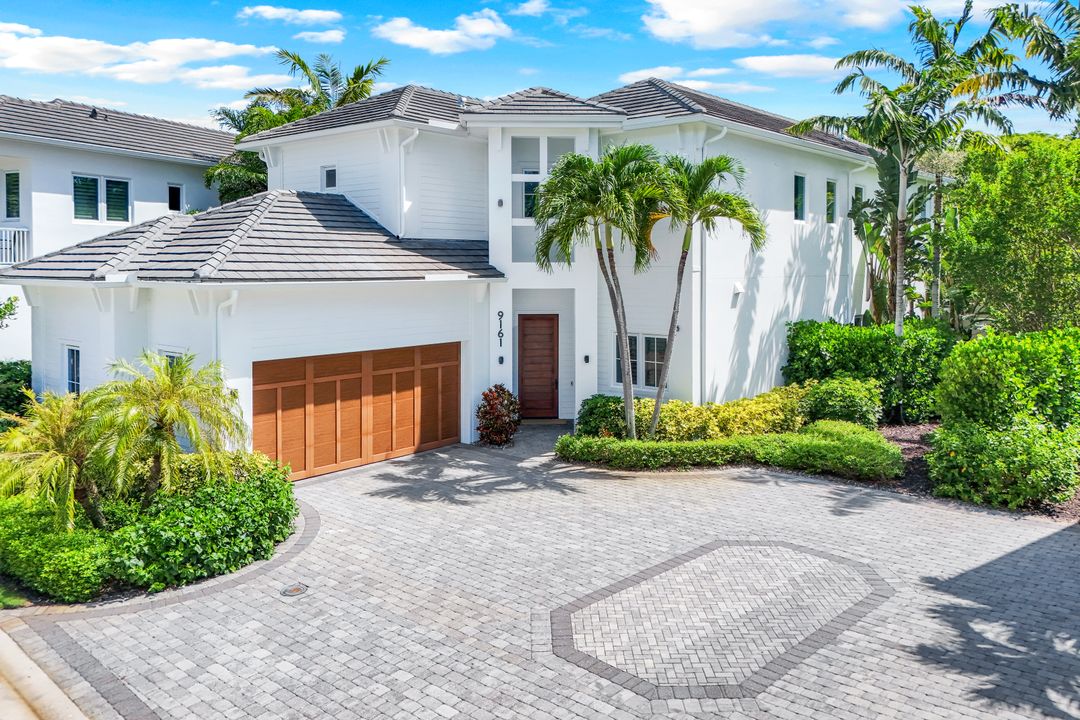 9161 Mercato Way, Naples, FL 34108