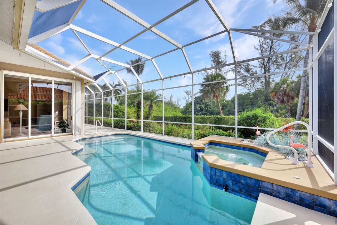 577 Somerset Ct, Marco Island, FL 34145