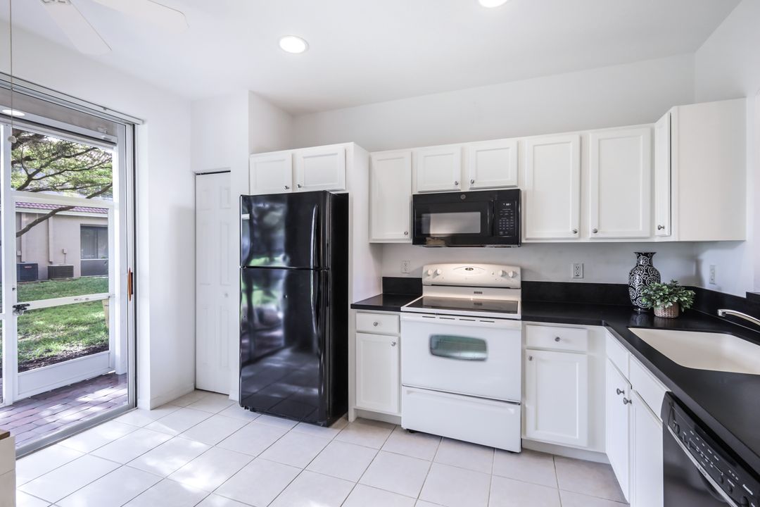 10028 Ravello Blvd, Fort Myers, FL 33905