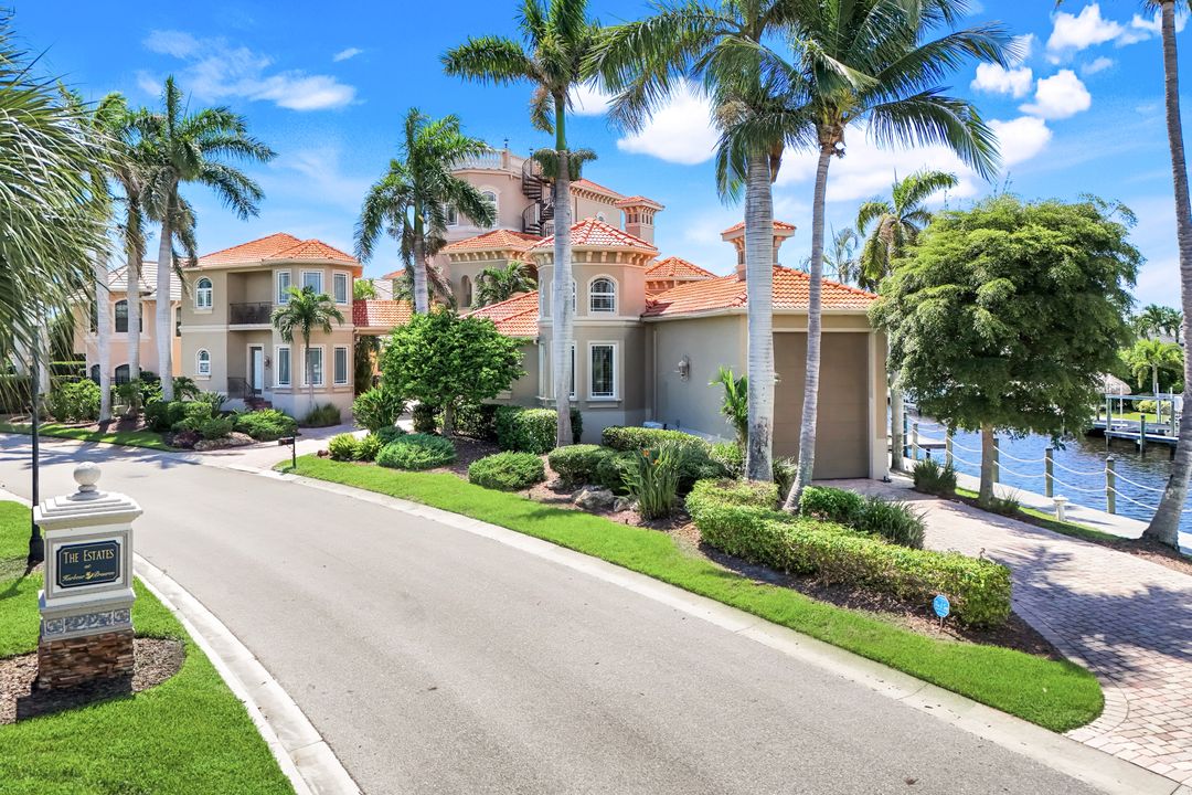 5502 Harbour Preserve Cir, Cape Coral, FL 33914