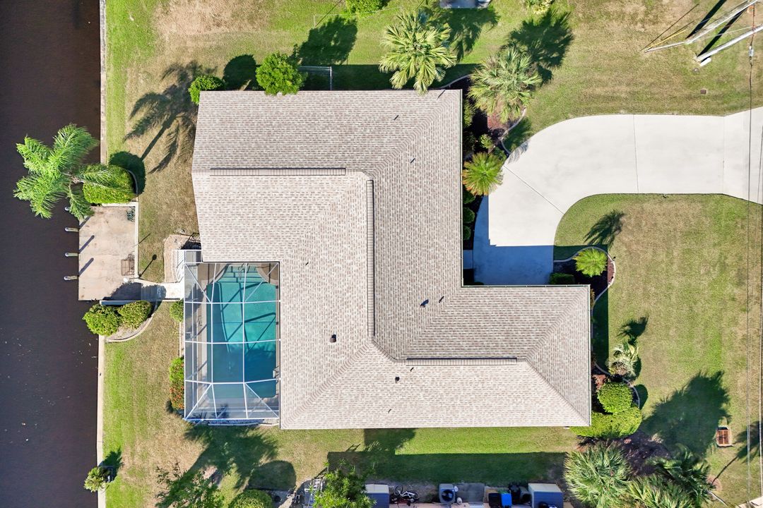 206 SE 37th Terrace, Cape Coral, FL 33904