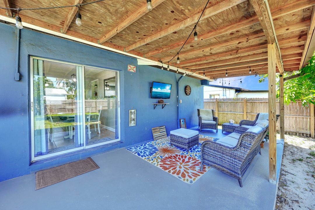 4019 Estey Ave, Naples, FL 34104