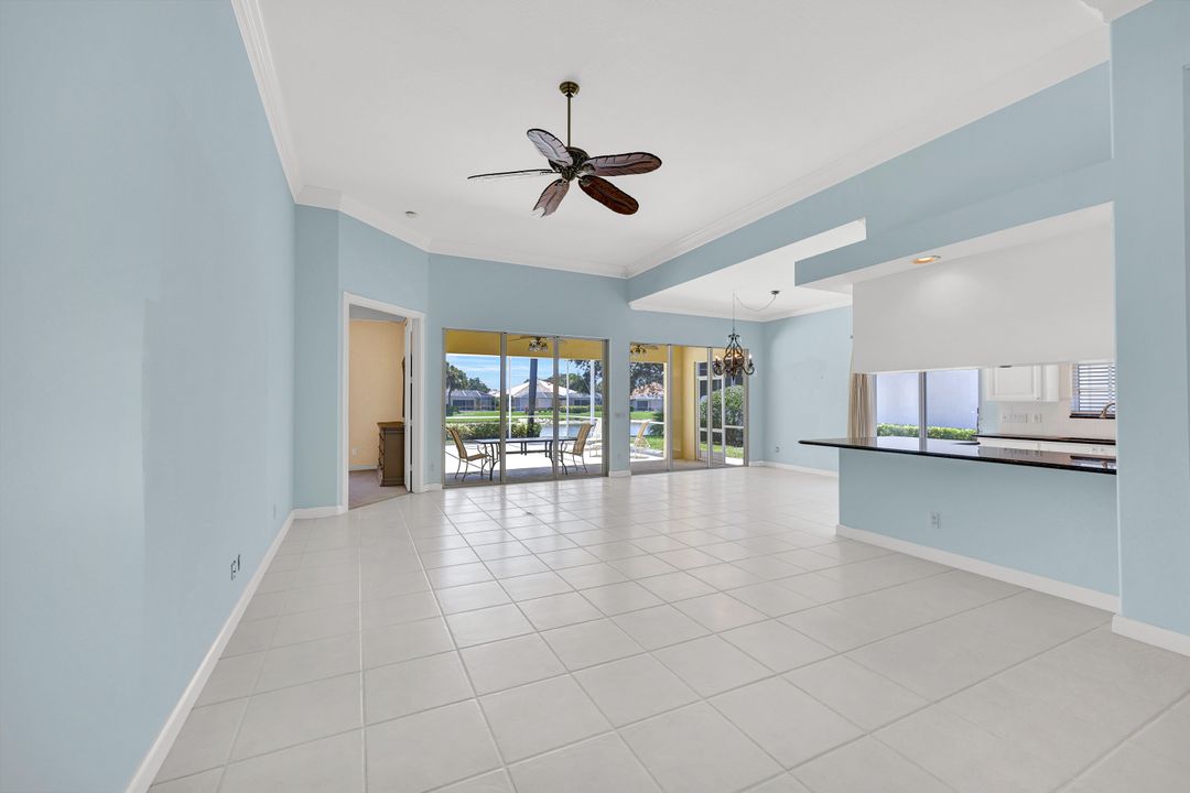2941 Gilford Way, Naples, FL 34119