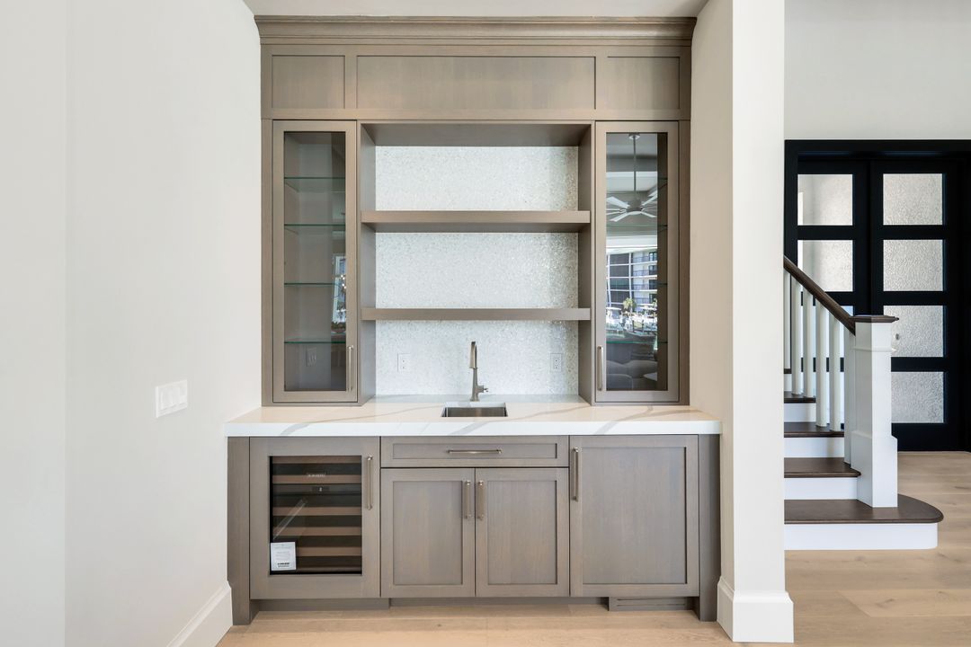 888 Banyan Ct, Marco Island, FL 34145