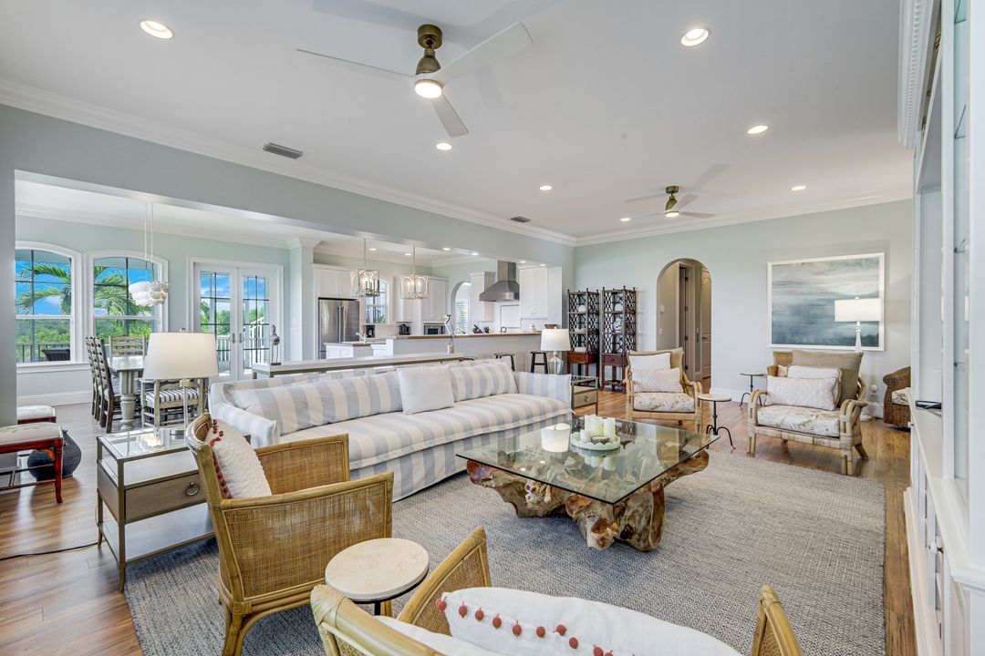 16211 Captiva Dr, Captiva, FL 33924