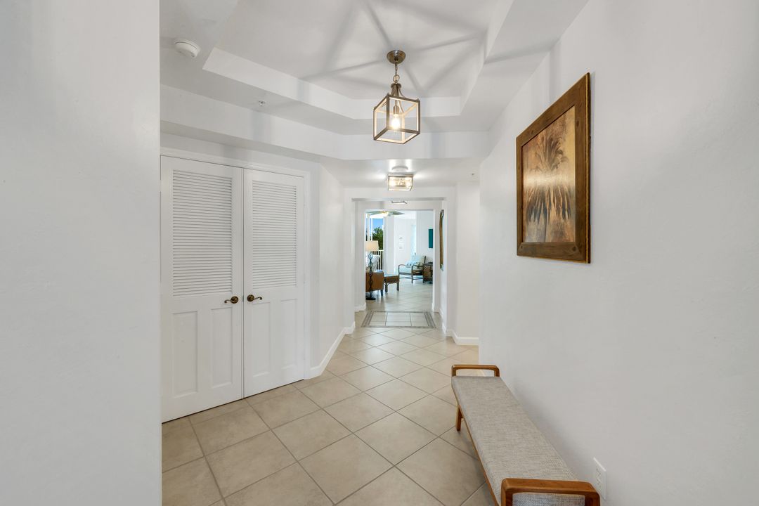 300 Dunes Blvd #203, Naples, FL 34110