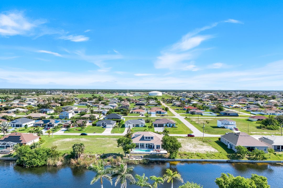1206 NW 18th Terrace, Cape Coral, FL 33993