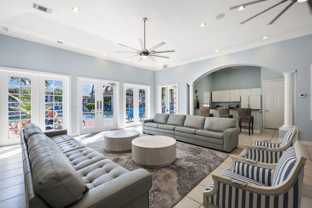4630 St Croix Ln #831, Naples, FL 34109