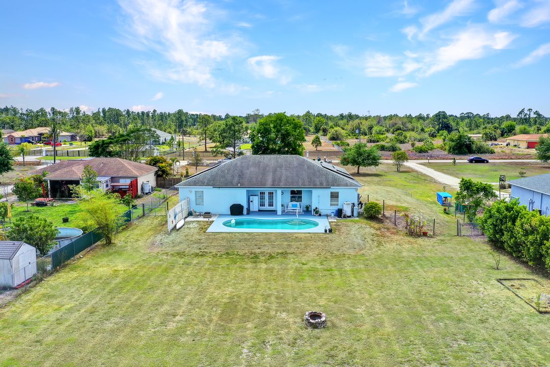 2525 39th Ave NE, Naples, FL 34120