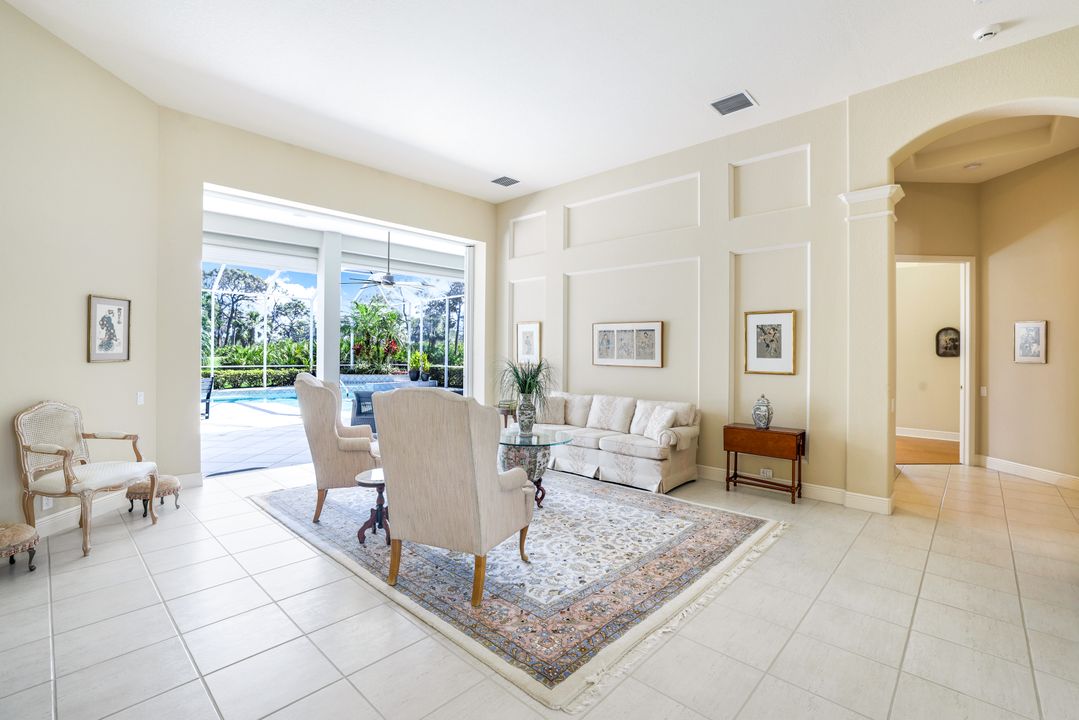 24871 Goldcrest Dr, Bonita Springs, FL 34134