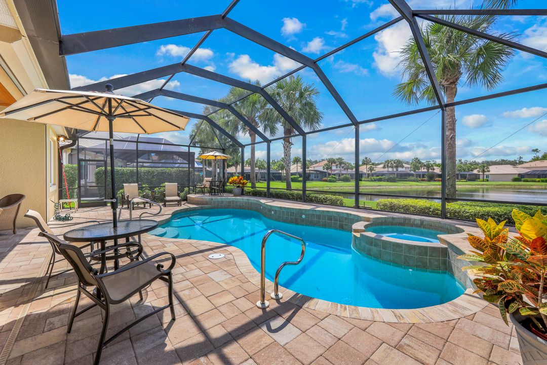 9084 Falling Leaf Dr, Bonita Springs, FL 34135