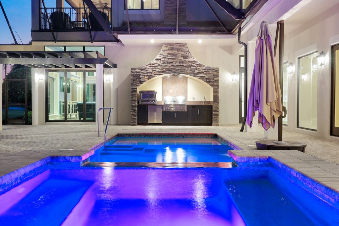 16740 Prato Way, Naples, FL 34110