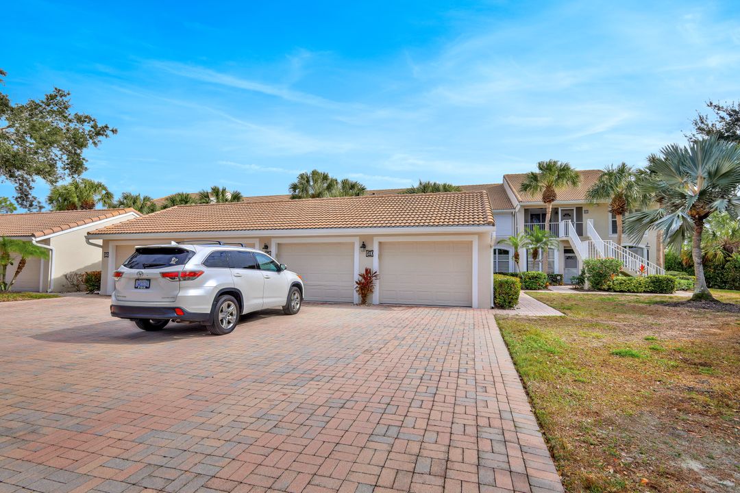14560 Red Fox Run #518, Naples, FL 34110