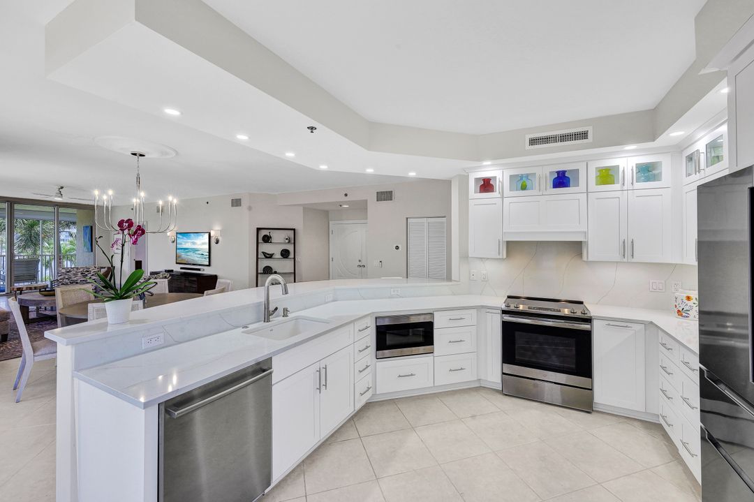 1131 Swallow Ave #301, Marco Island, FL 34145