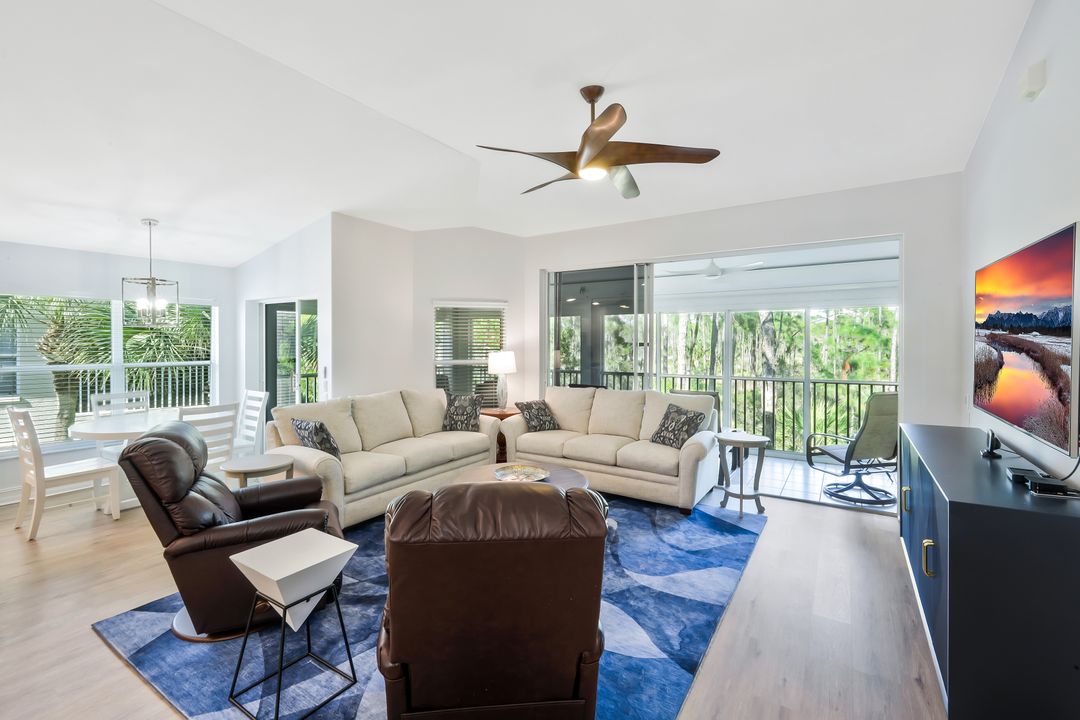 905 Carrick Bend Cir #201, Naples, FL 34110