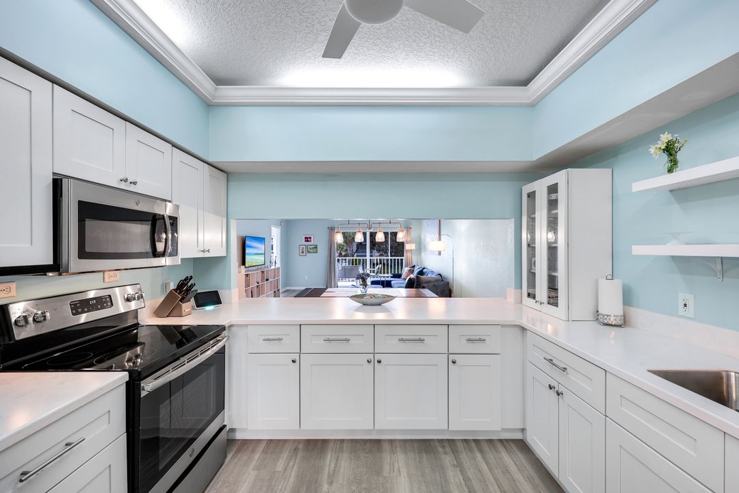 6030 Chardonnay Ln #203, Naples, FL 34119