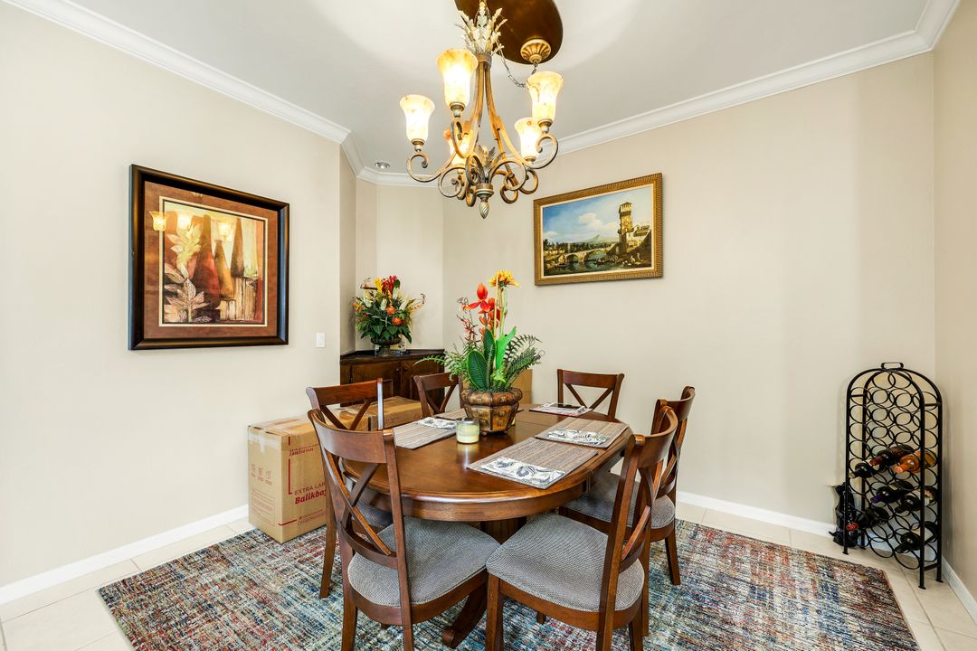 8493 Laurel Lakes Blvd, Naples, FL 34119