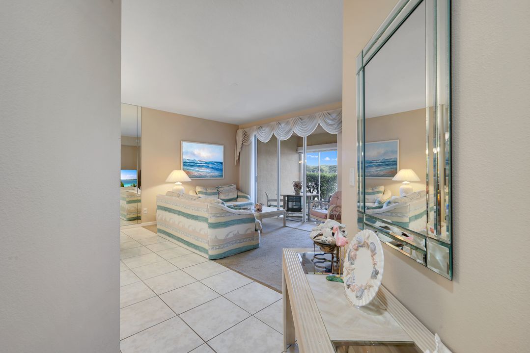 6384 Huntington Lakes Cir #103, Naples, FL 34119
