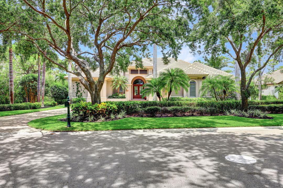 11993 Collier's Reserve Dr, Naples, FL 34110