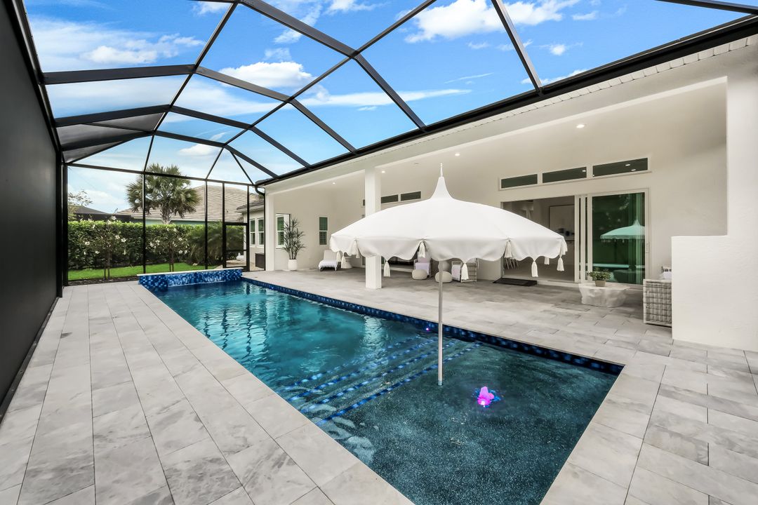 14574 Regatta Ln, Naples, FL 34114