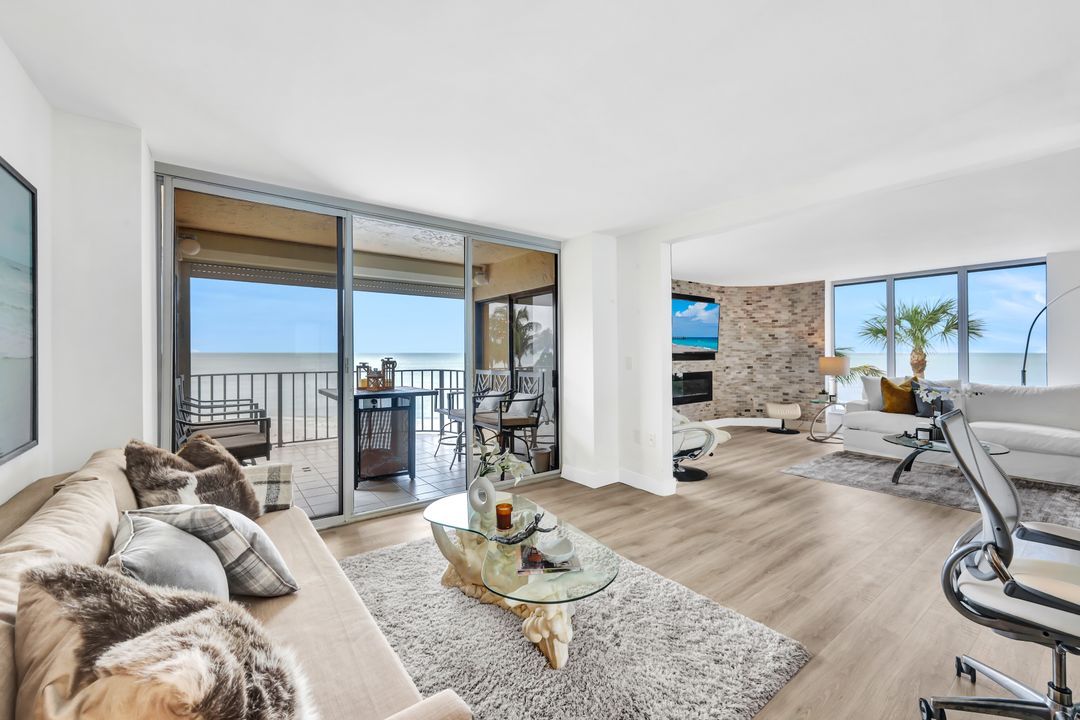 3115 Gulf Shore Blvd N #205-S, Naples, FL 34103