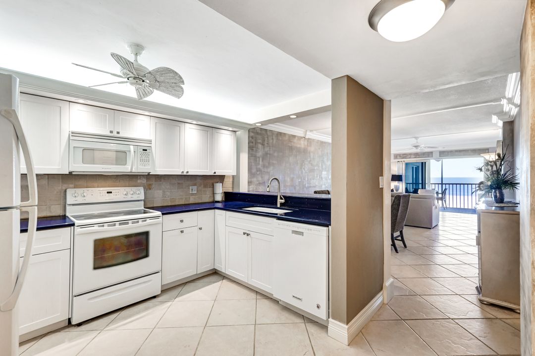 26000 Hickory Blvd #203, Bonita Springs, FL 34134