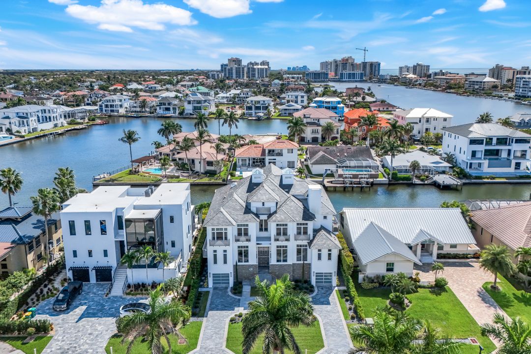 260 Channel Dr, Naples, FL 34108
