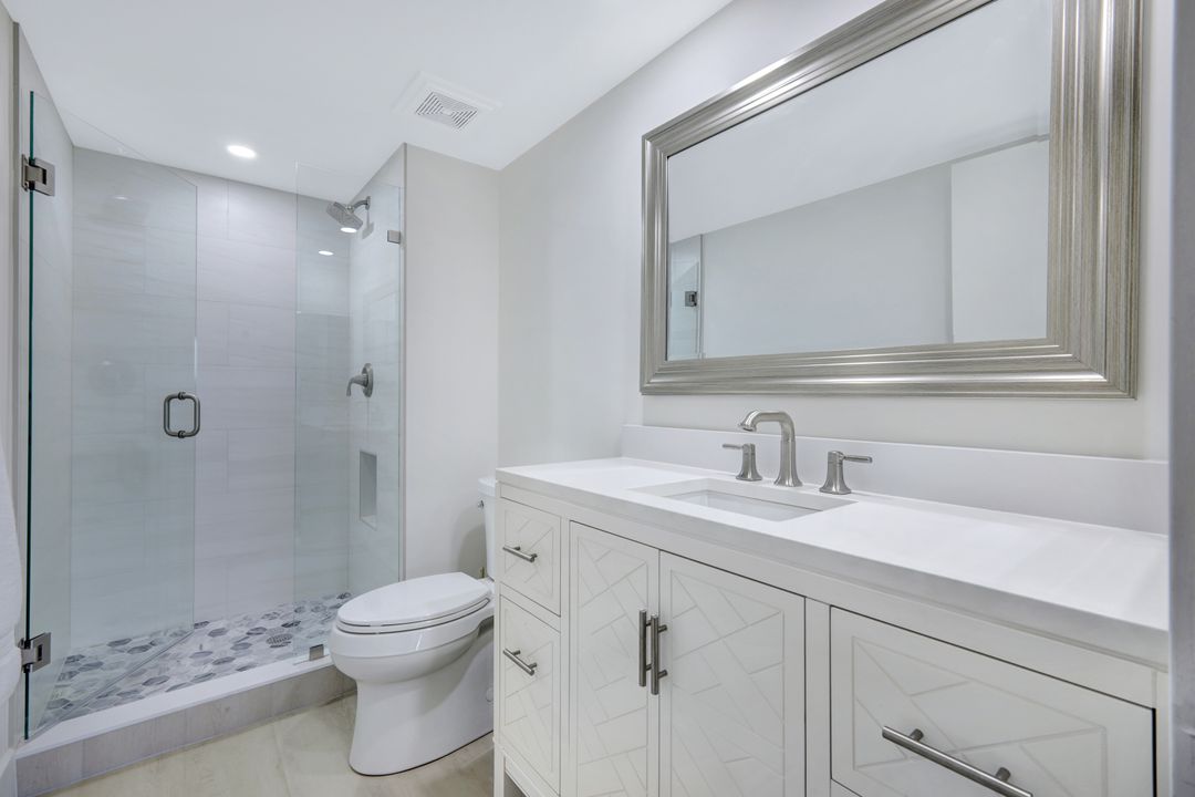 3420 Gulf Shore Blvd N #21, Naples, FL 34103