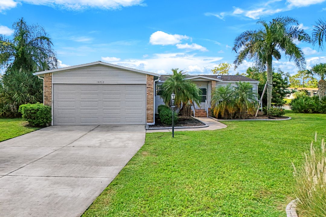 19757 Frenchmans Ct, North Fort Myers, FL 33903
